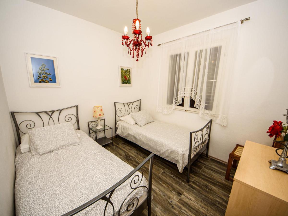 Holiday Home Silvija By Interhome ซูเปตาร์ ภายนอก รูปภาพ